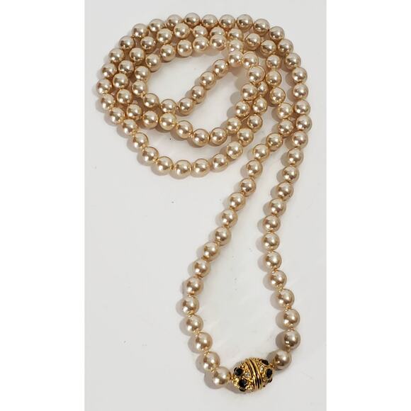 Vintage Nolan Miller Champagne Faux Pearl Necklace With Screw Clasp 36 in. - Picture 2 of 8